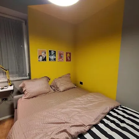 Helga's Deluxe 2 Apartment Tirana